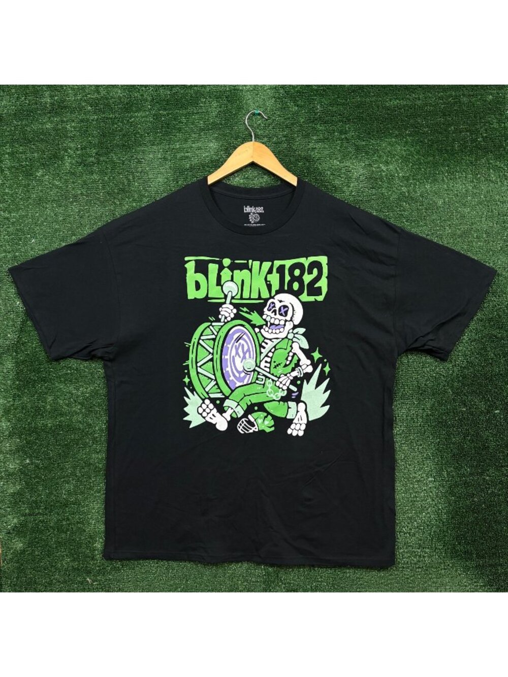 Blink-182 Marching Band Skeleton Puff Paint T-Shirt Size XXL